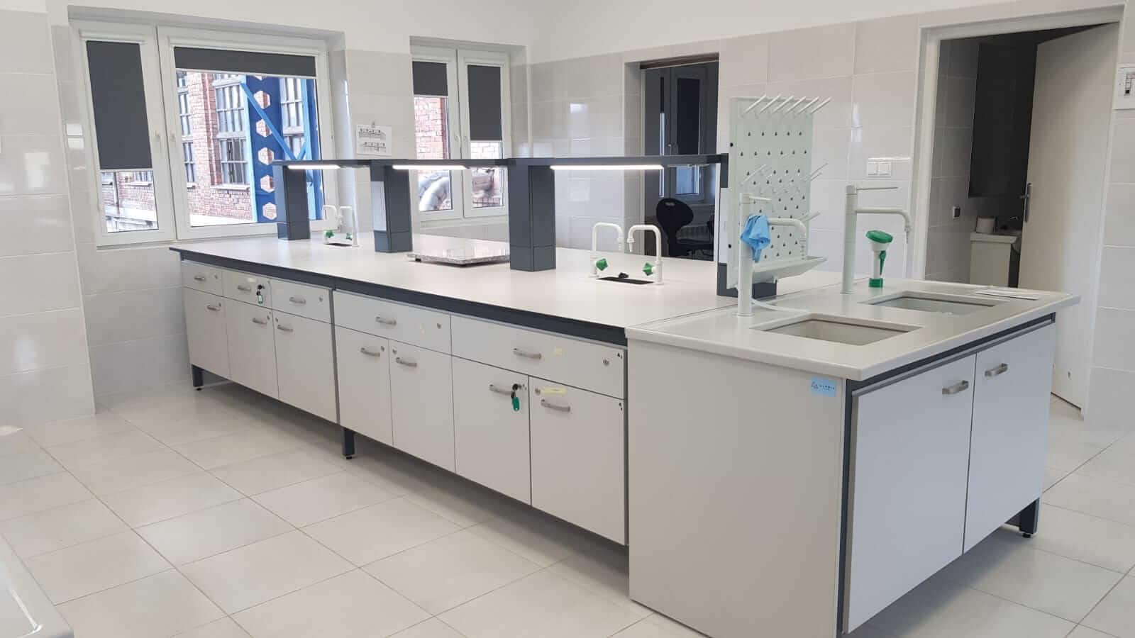 NOVALAB laboratoriumkranen in een gerealiseerd project